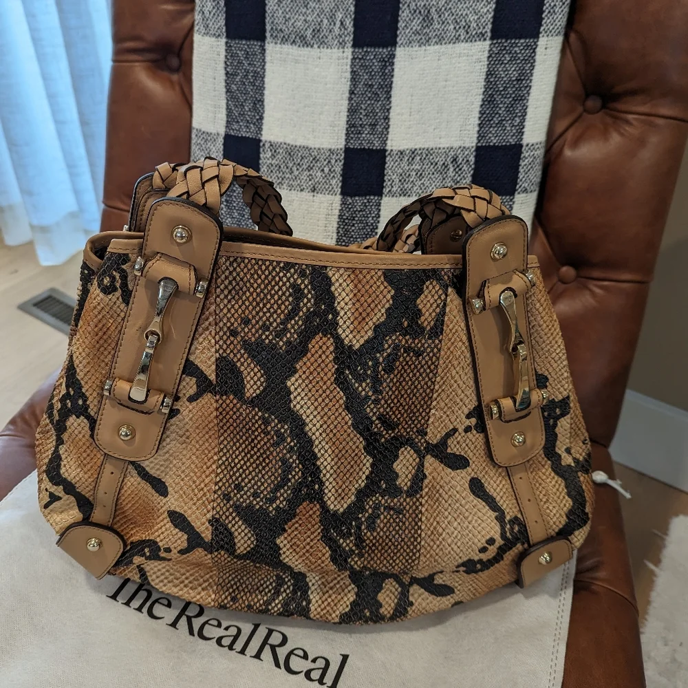 Gucci Python Pelham Tote - Picture 2 of 8